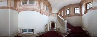 Hajós kastély lépcsőház